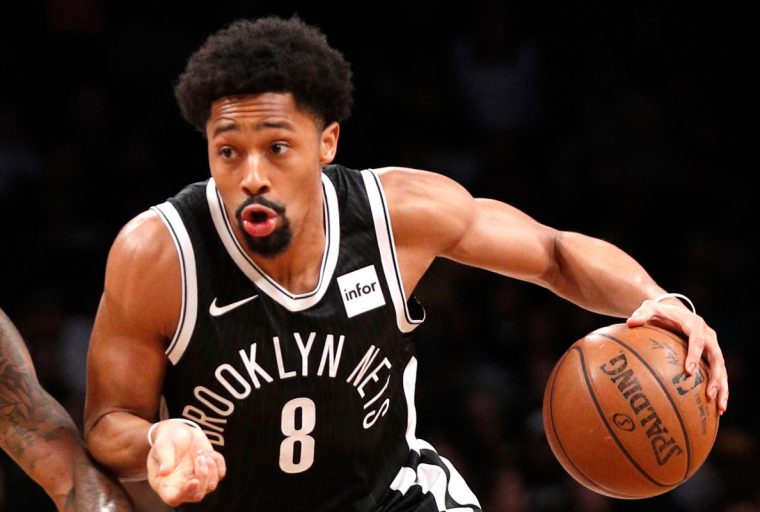  La estrella de la NBA Spencer Dinwiddie acaba de hacer su propio contrato 