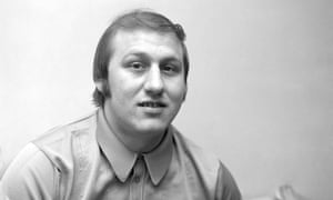 Ronnie Russell, un ex boxeador de peso pesado, fotografiado en 1974.