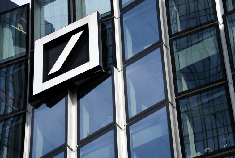  Deutsche Bank informa una pérdida neta de € 5,3 mil millones para 2019, ya que cuenta el costo de la reestructuración 