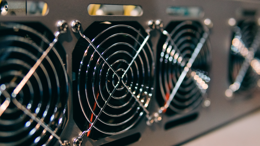 3 Cents per kWh – Central Asia's Cheap Electricity Entices Chinese Bitcoin Miners 3 centavos por kWh - La electricidad barata de Asia Central atrae a los mineros chinos de Bitcoin" width = "1000" height = "563" srcset = "https://news.bitcoin.com/wp-content/ uploads / 2020/02 / shutterstock_745385887.jpg 1000w, https://news.bitcoin.com/wp-content/uploads/2020/02/shutterstock_745385887-300x169.jpg 300w, https://news.bitcoin.com/wp- content / uploads / 2020/02 / shutterstock_745385887-768x432.jpg 768w, https://news.bitcoin.com/wp-content/uploads/2020/02/shutterstock_745385887-696x392.jpg 696w, https: //news.bitcoin. com / wp-content / uploads / 2020/02 / shutterstock_745385887-746x420.jpg 746w "tamaños =" (ancho máximo: 1000px) 100vw, 1000px