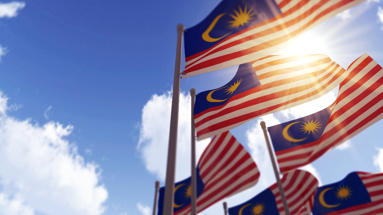 Blockchain compatibil cu legea islamică analizat de Malaezia